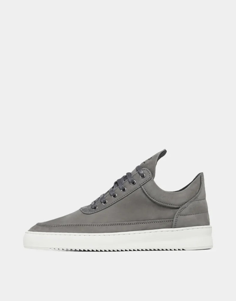 Classic Elongated Tongue Low-Top Sneaker – Grey