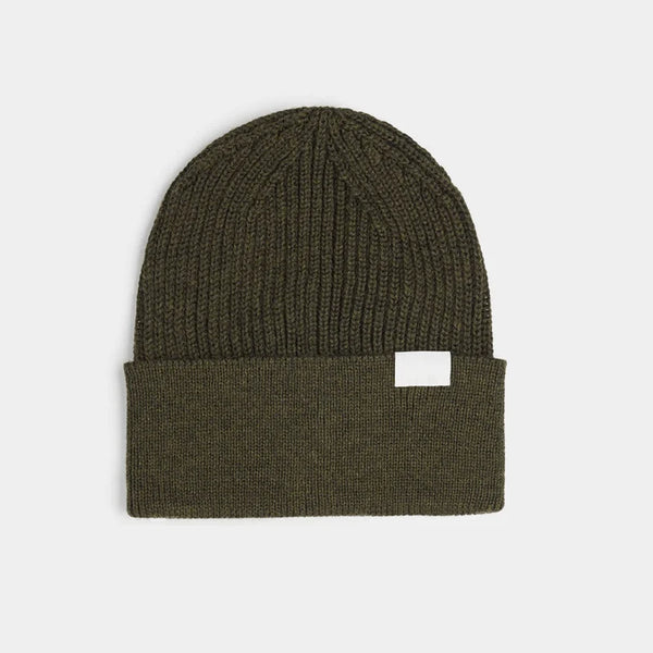 Essential Patch Ribbed Beanie – Dark Olive